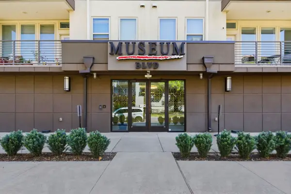 4819 Caroline Street #103, Houston, TX 77004