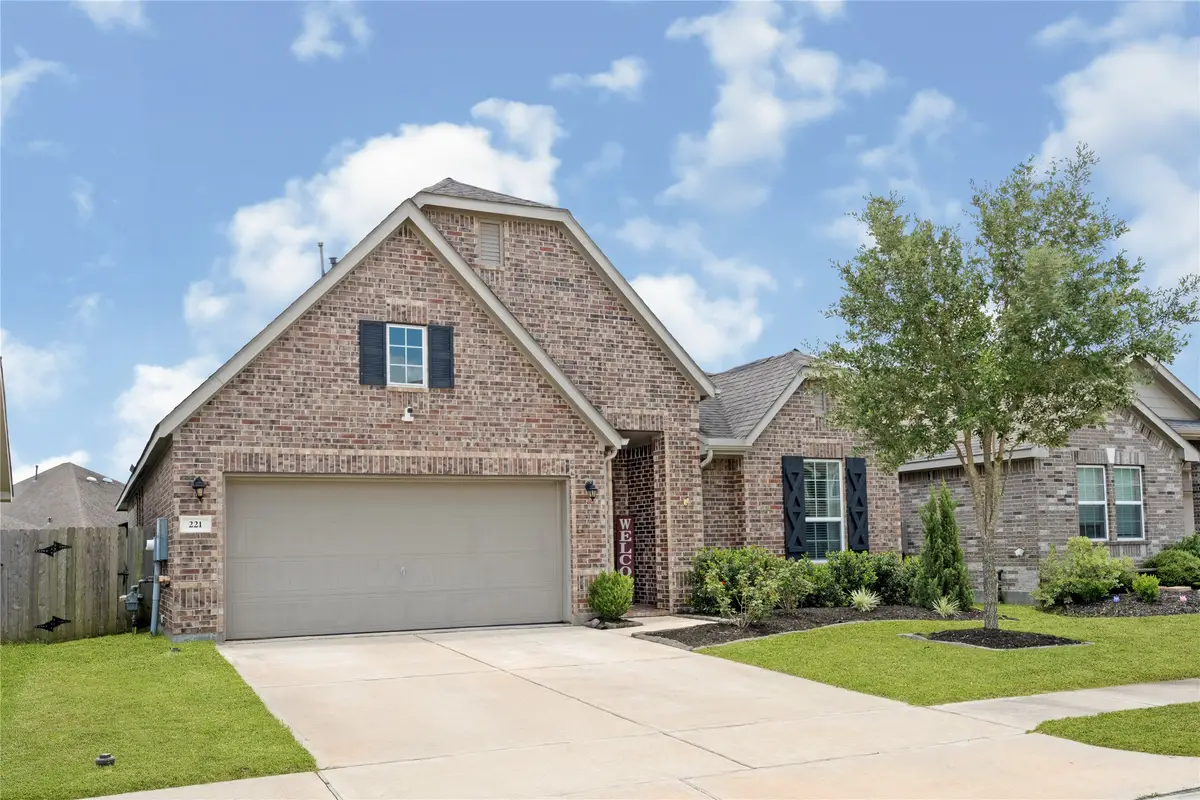 221 Gigi Place, Alvin, TX 77511 - #1