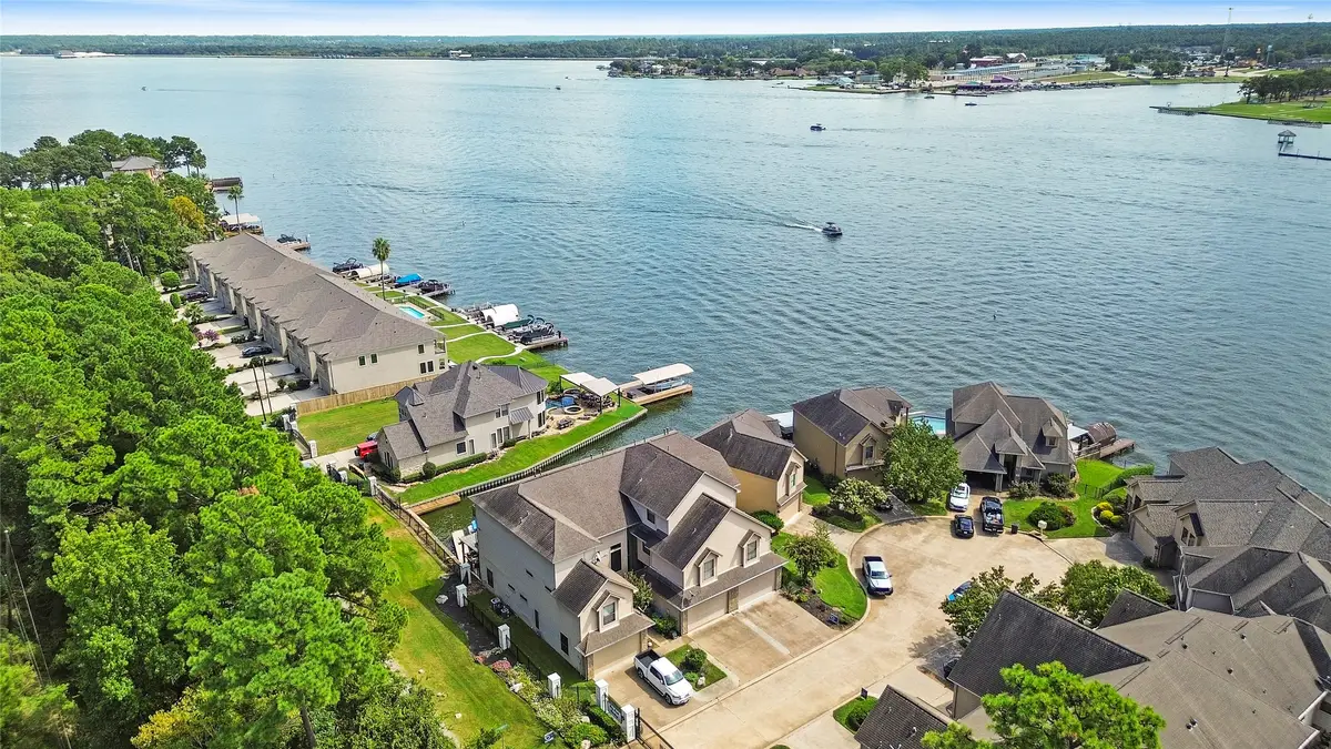 350 Old Aqua Landing E, Conroe, TX 77356 - #1