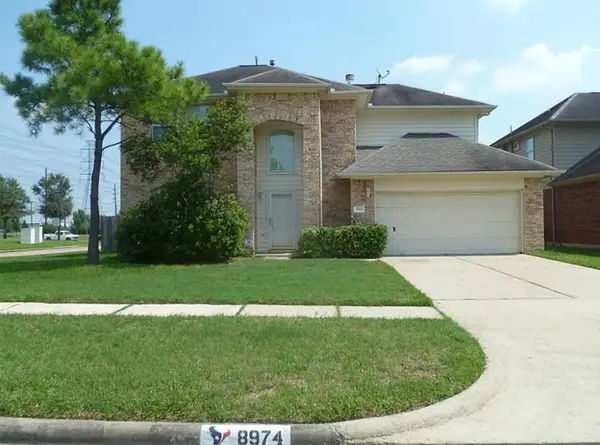 8974 Green Castle Way, Houston, TX 77095