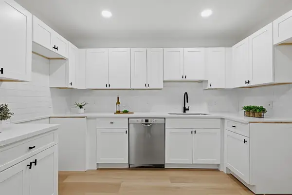 1406 Pleasantville Drive, Houston, TX 77029