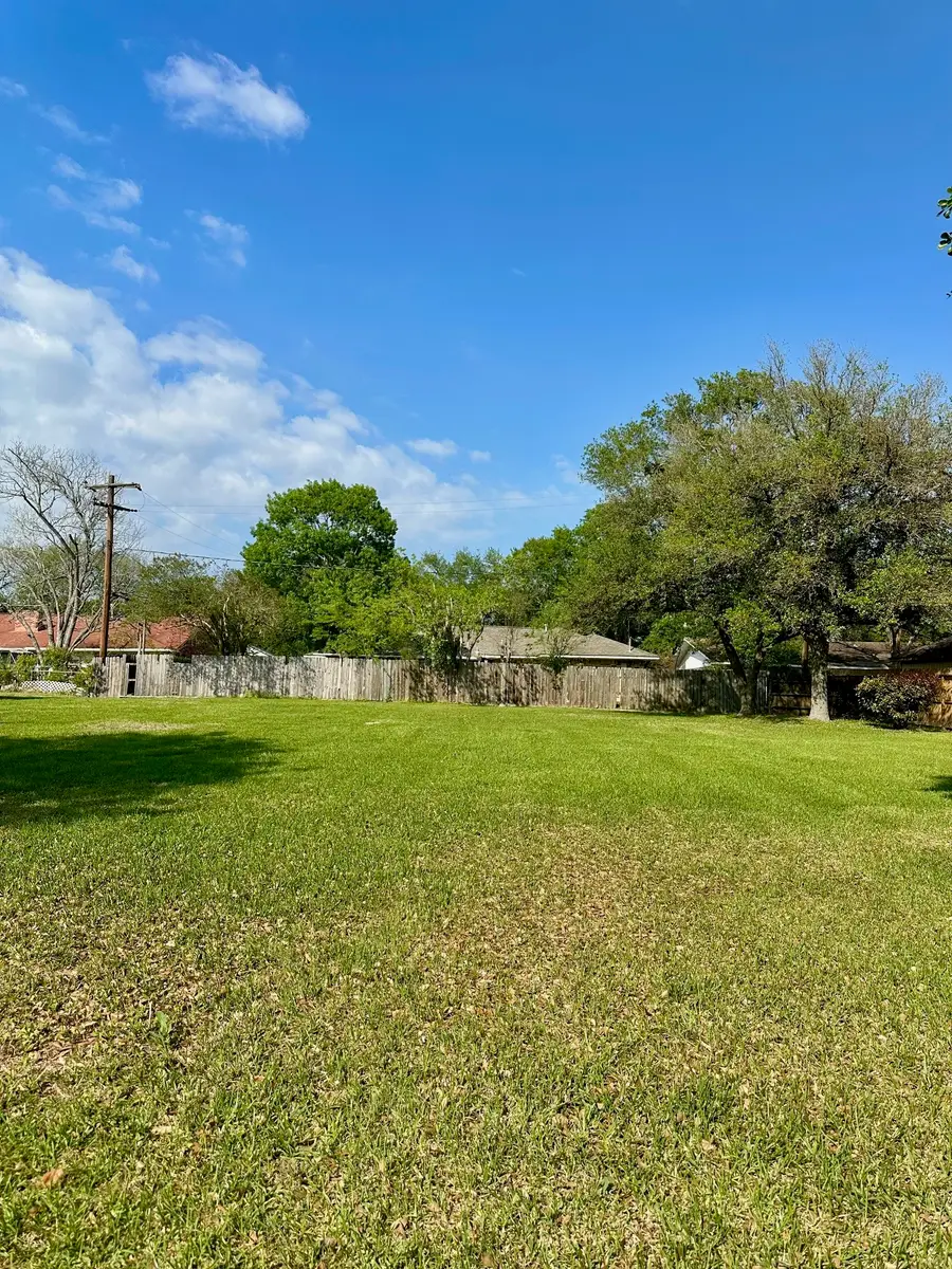 1310 Idaho Street, Baytown, TX 77520 - #2