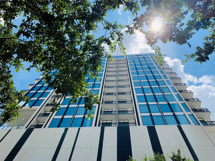 1211 Caroline Street #1106, Houston, TX 77002 - #2