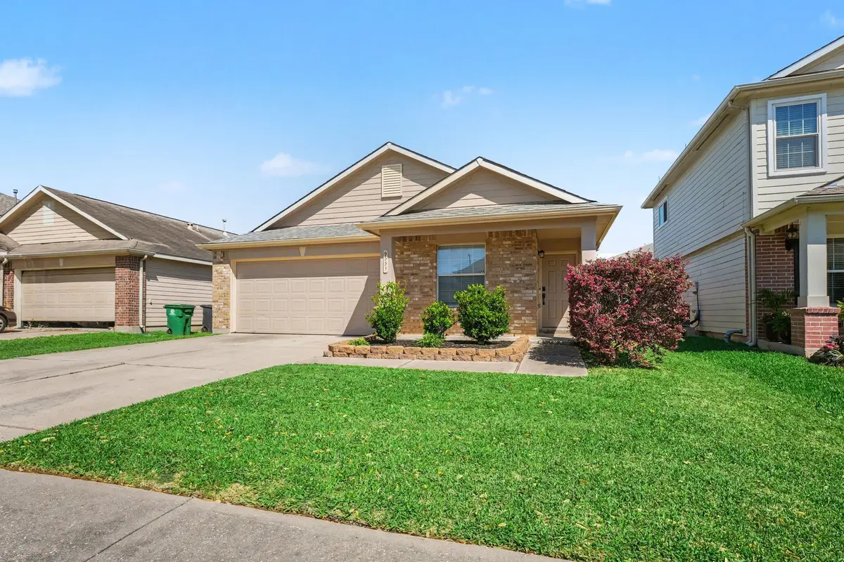 9331 Garfield Park Lane, Houston, TX 77075 - #1