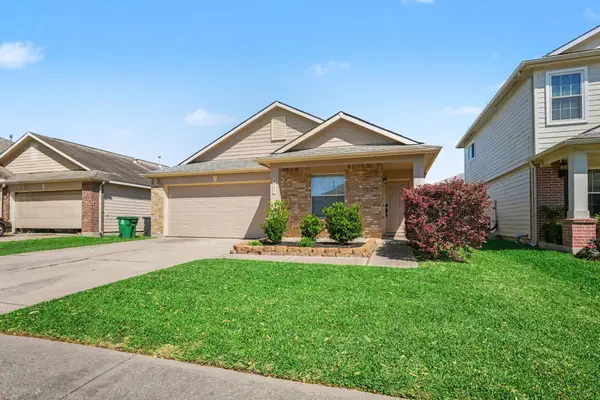 9331 Garfield Park Lane, Houston, TX 77075