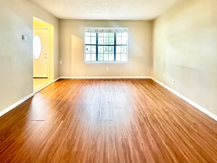 536 Castlelake Drive, Friendswood, TX 77546 - #3