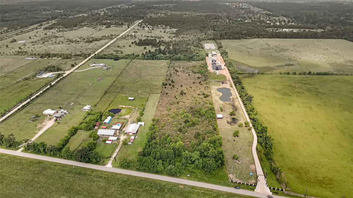 420 County Road 3011, Dayton, TX 77535 - Image #1