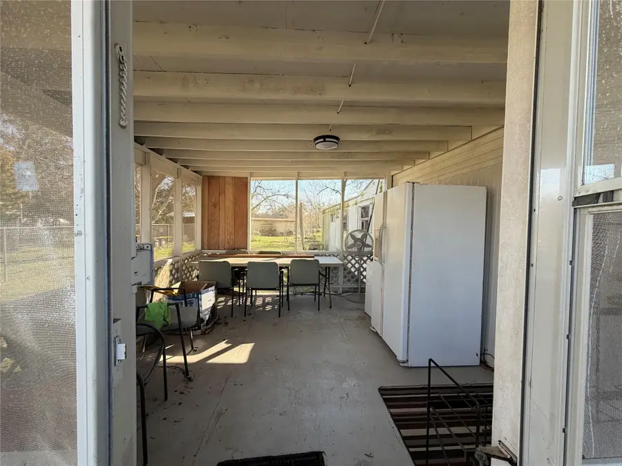 116 Avenue C, Brazoria, TX 77422 - #2