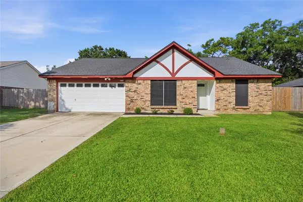 4850 Kentington Drive, Alvin, TX 77511