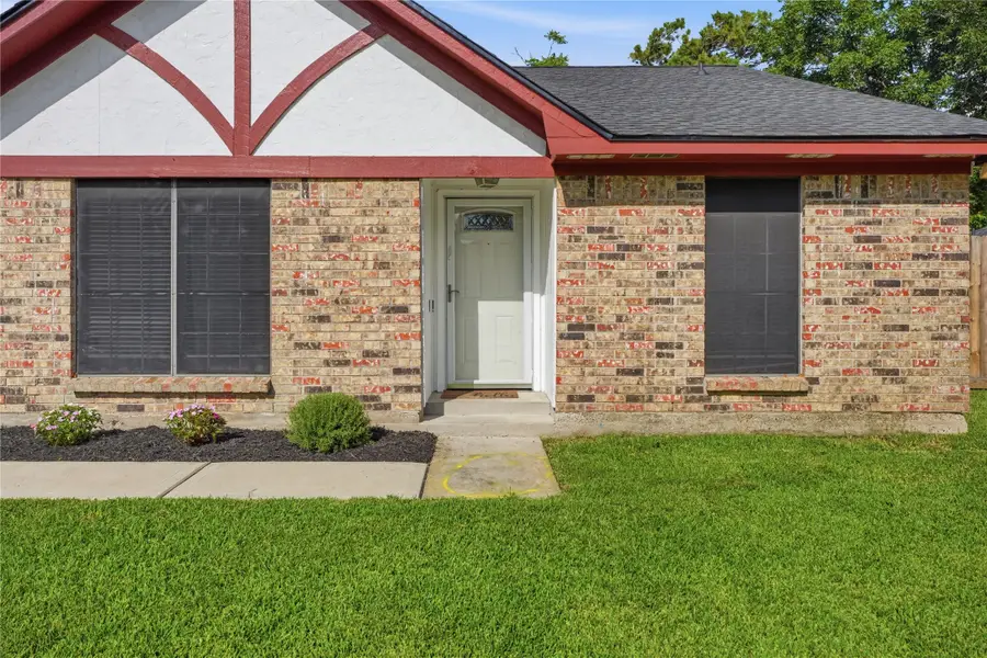4850 Kentington Drive, Alvin, TX 77511 - #3