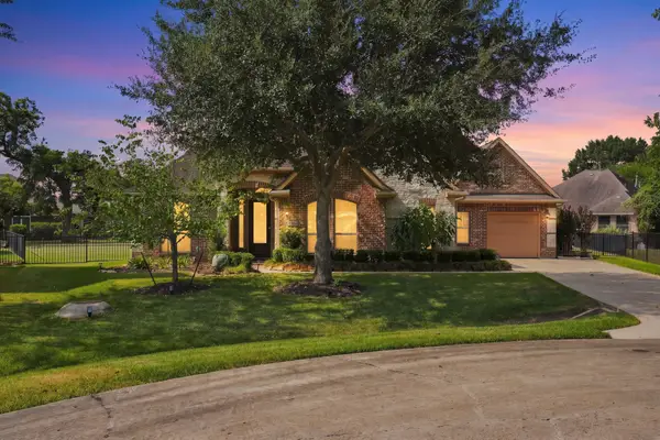 33107 Whickham Circle, Fulshear, TX 77441