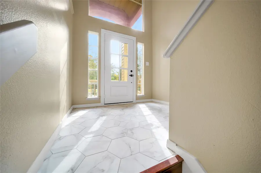 33 Mistyhaven Place, The Woodlands, TX 77381 - Image #3