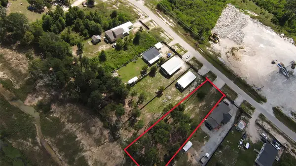 1856 Road 5210, Cleveland, TX 77327