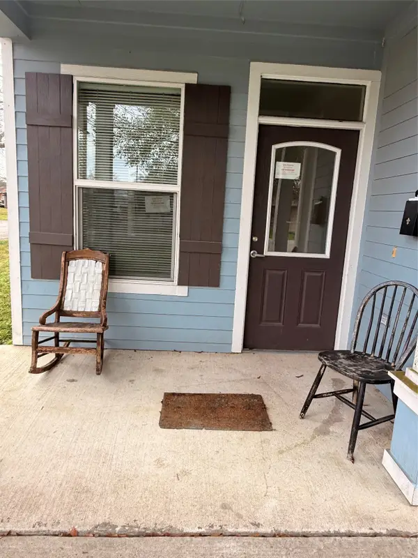 603 Boston Avenue, Nederland, TX 77627