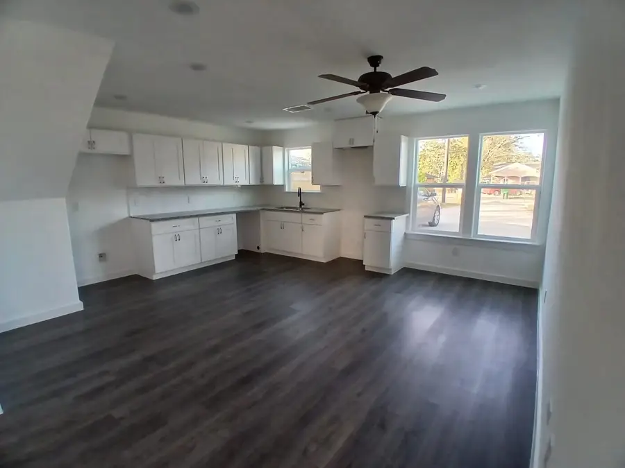 7928 Count Street, Houston, TX 77028 - Image #2