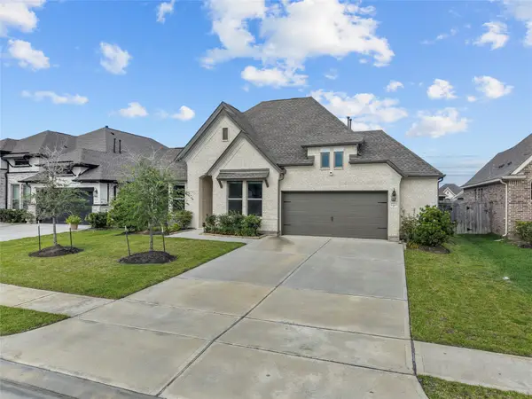 2723 Lakeside Shore Drive, League City, TX 77573