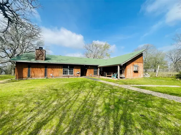 22177 Fm 359 Road, Hempstead, TX 77445