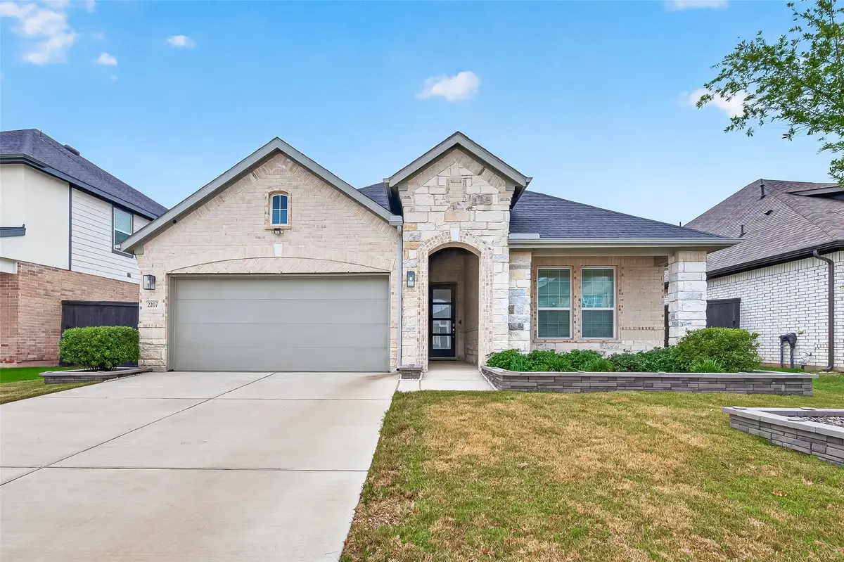 2207 Cool Greens Street, Richmond, TX 77406 - #1