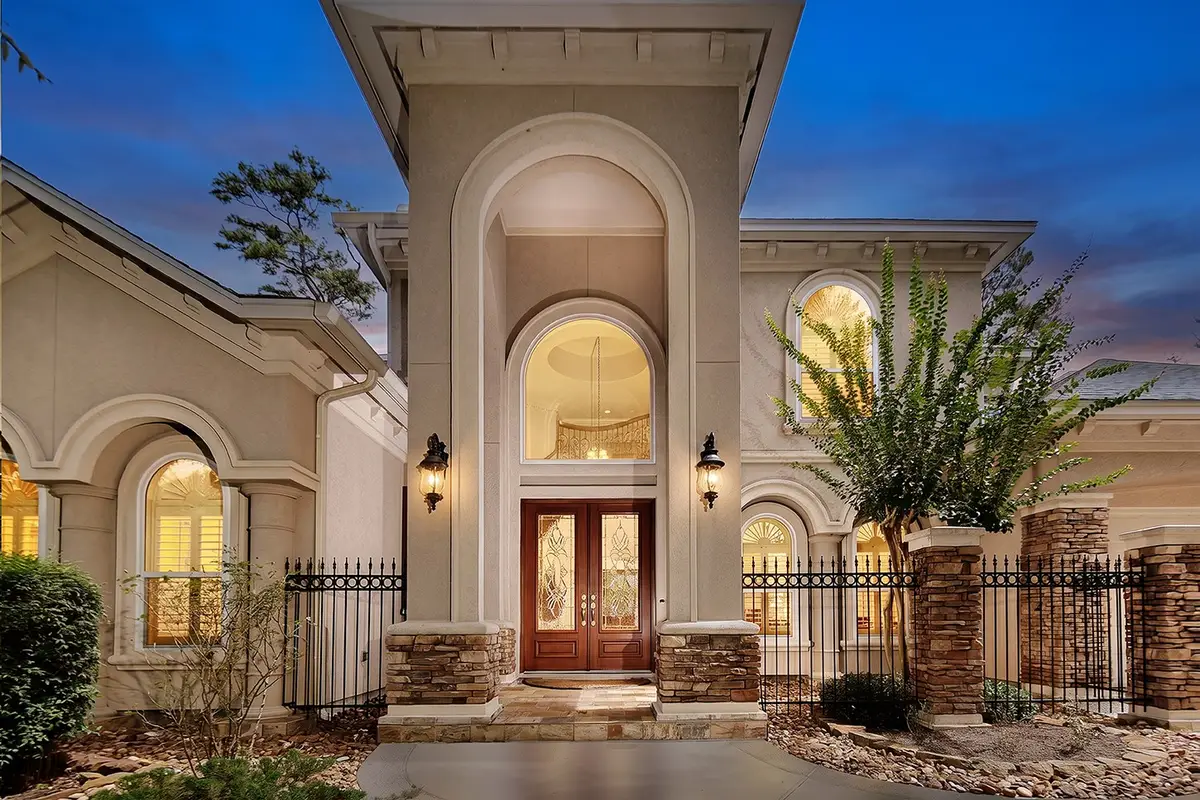 10 Snow Pond Place, The Woodlands, TX 77382 - #1