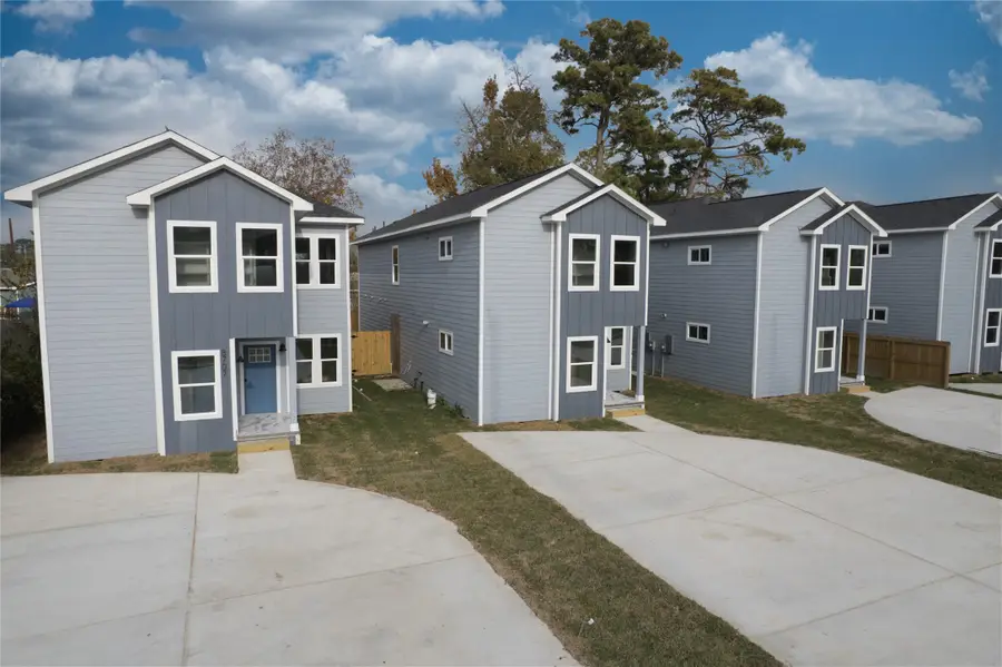 8709 Westcott Road #A and B, Houston, TX 77016 - Image #2