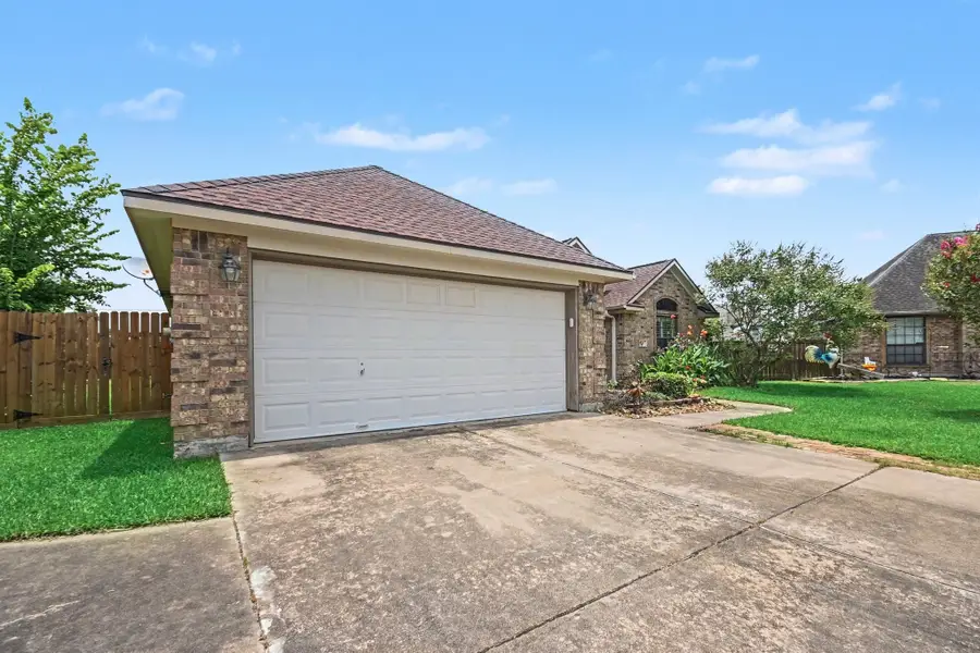 147 Eagle Nest Court, Richwood, TX 77566 - #3