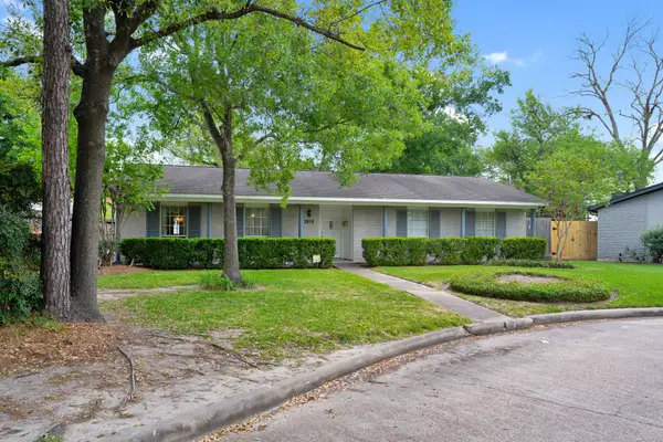 3019 Rockarbor Drive, Houston, TX 77063