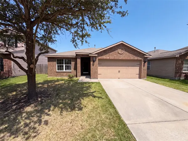 907 Amaryllis Road, Baytown, TX 77521