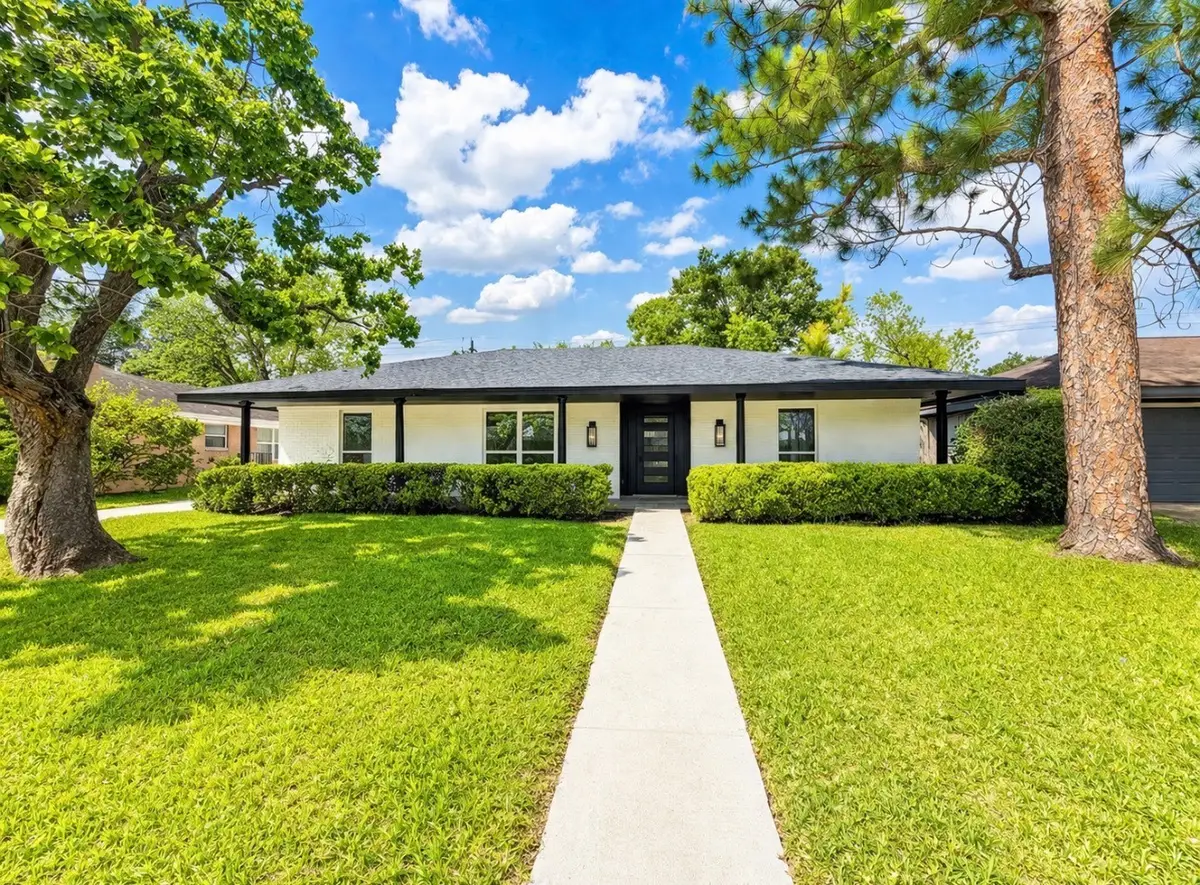 5642 Warm Springs Road, Houston, TX 77035 - #1