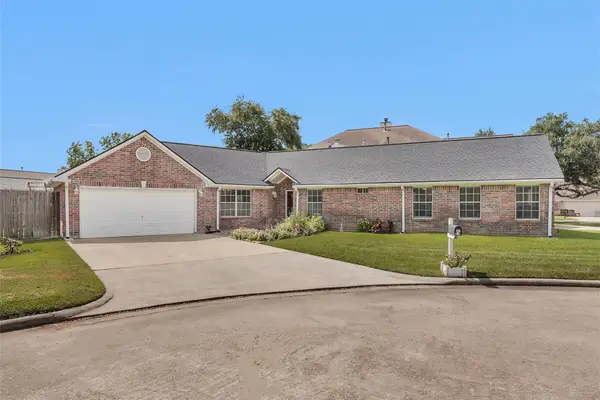 906 Juniper Court Court, Tomball, TX 77375