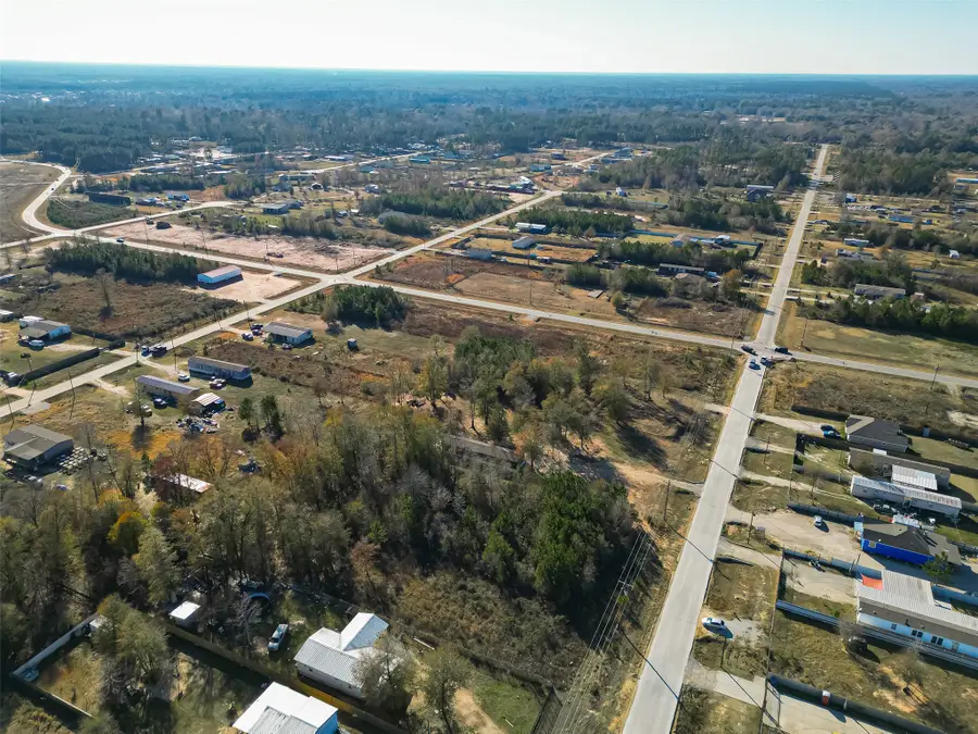 682 County Road 5017, Cleveland, TX 77327 - #2