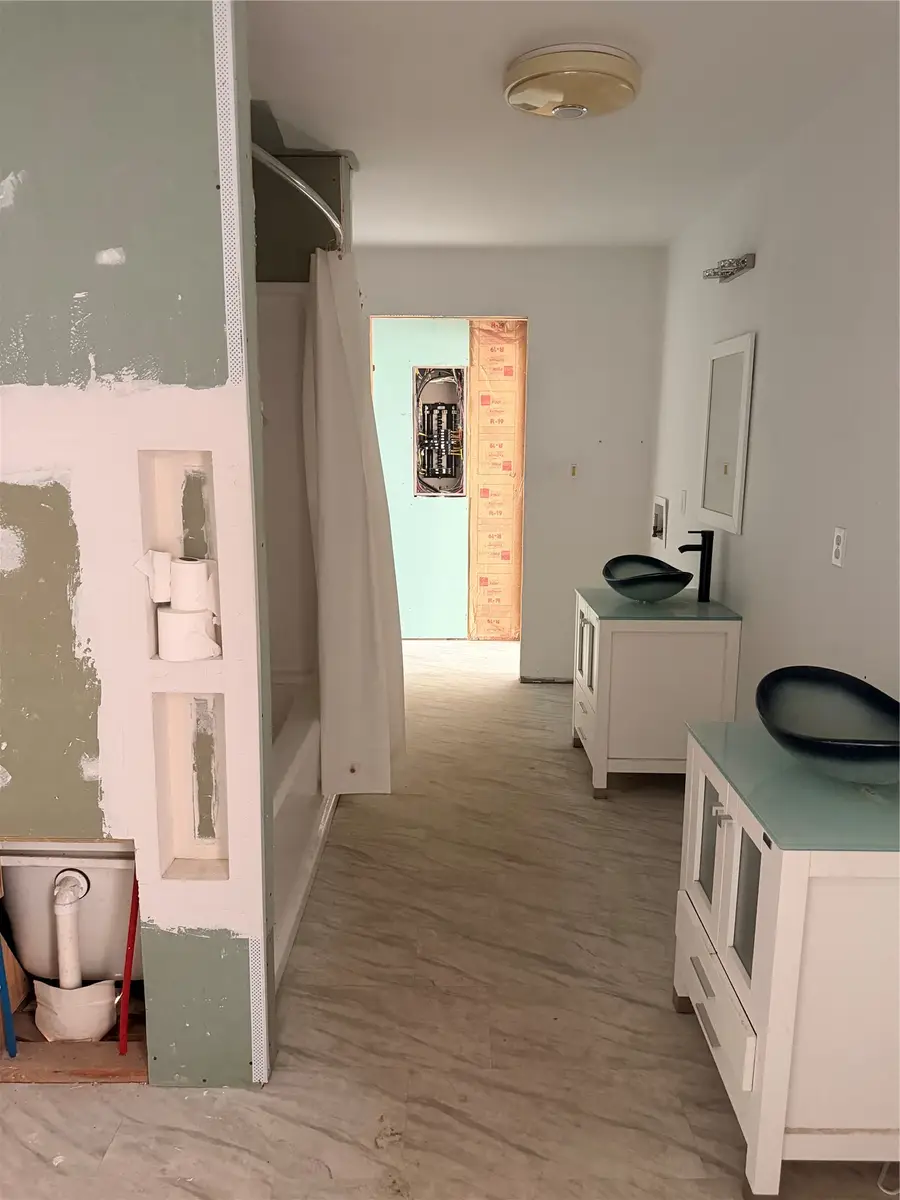 9206 W Bay Road, Galveston, TX 77554 - #3
