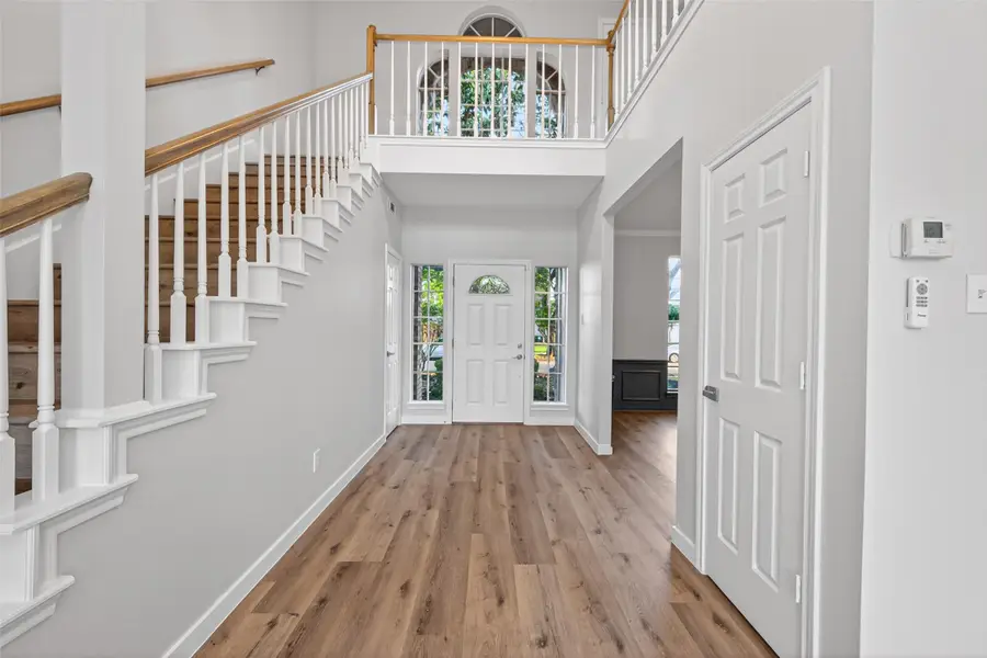 8010 Ashley Circle Drive N, Houston, TX 77071 - #2