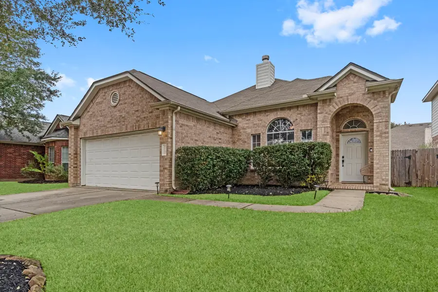 12102 Green Willow Falls Drive, Tomball, TX 77375 - Image #2
