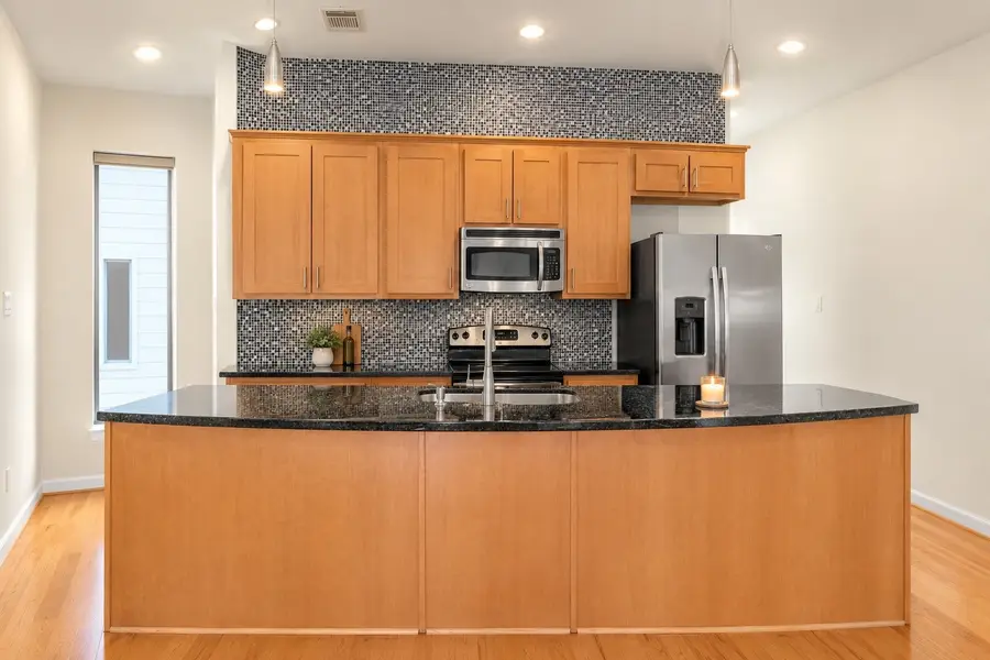802 Waverly Street #C, Houston, TX 77007 - #2