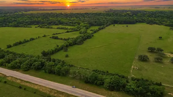 3526 W Fm 1093, Wallis, TX 77485
