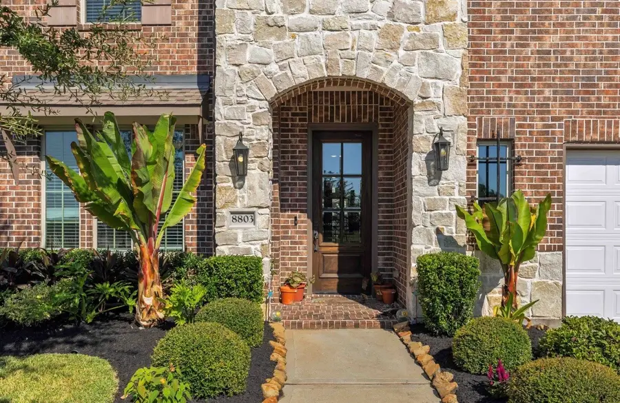 8803 Autumn Pine Drive, Missouri City, TX 77459 - #2