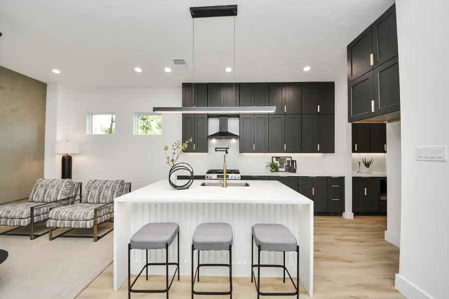 7911 Lynette Street, Houston, TX 77028 - Image #2