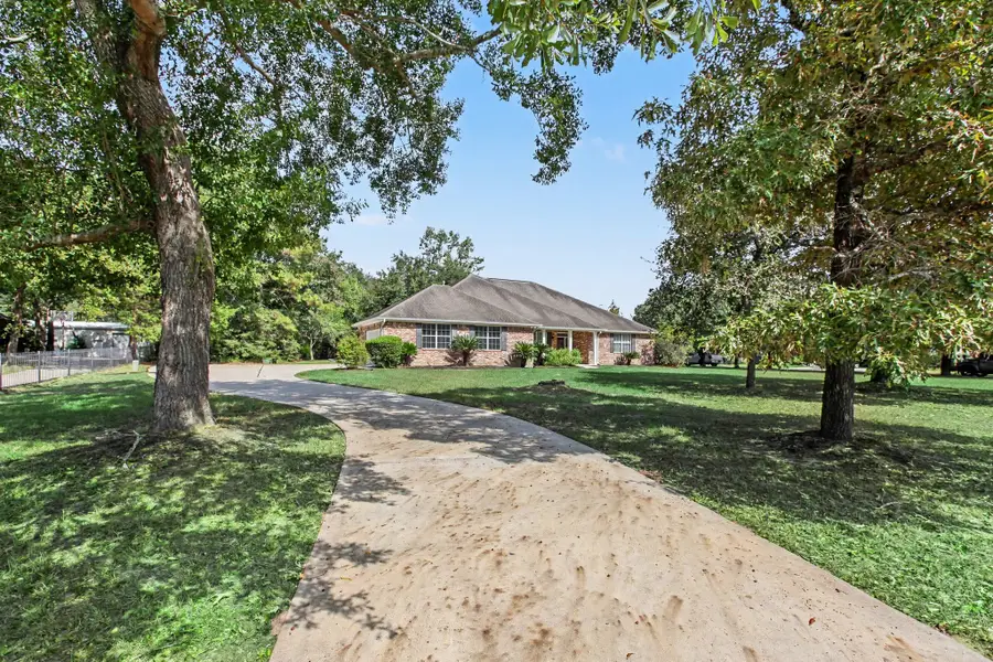 11297 Majestic Drive, Montgomery, TX 77316 - #2