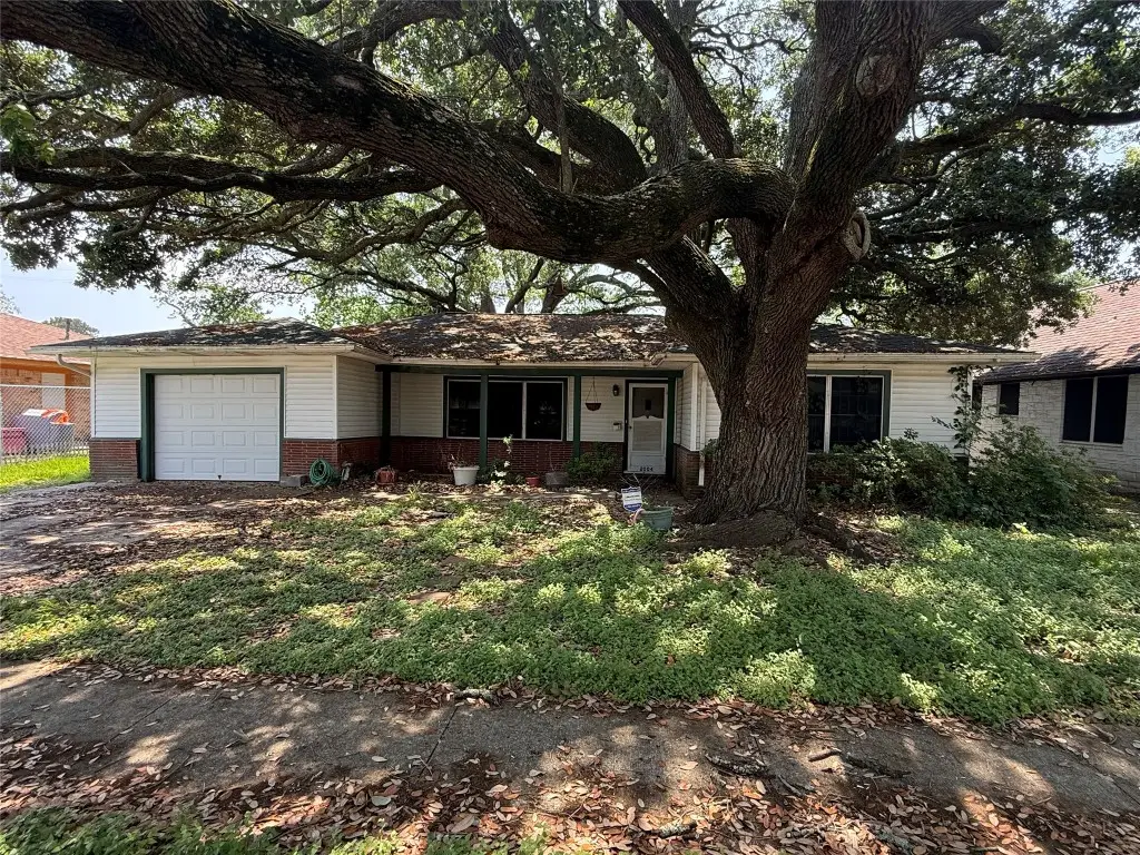 2004 Florida Street, Baytown, TX 77520 - #1