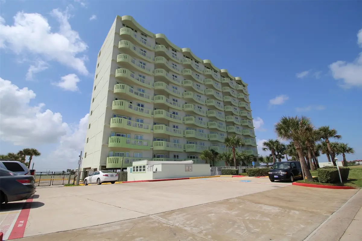 9420 Seawall Boulevard #1003, Galveston, TX 77554 - Image #1