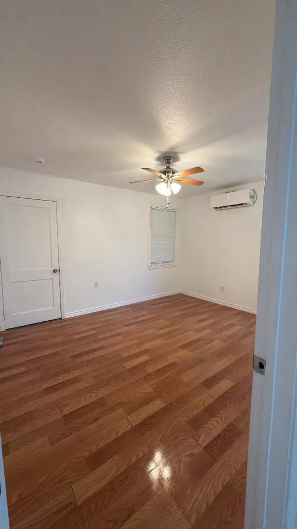 1050 Boyd Street, Beaumont, TX 77705
