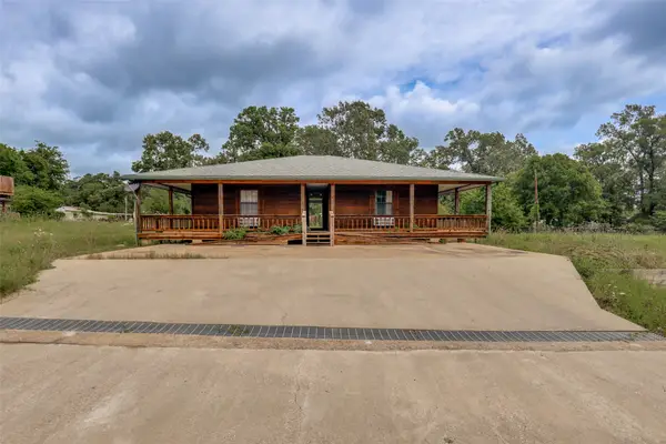 2884 W Fm 1988, Livingston, TX 77351