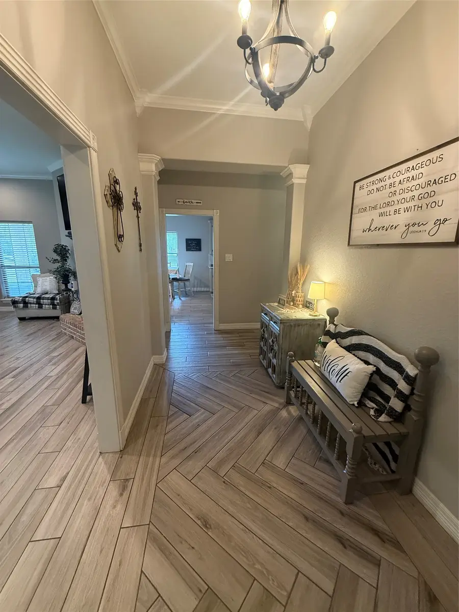 905 Enchanted Oaks Drive, Angleton, TX 77515 - #2