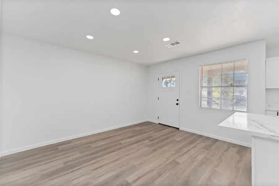 514 Peach Spring Drive, Houston, TX 77037 - Image #3