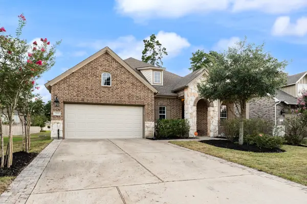 359 Skyline Ridge Drive, Conroe, TX 77318