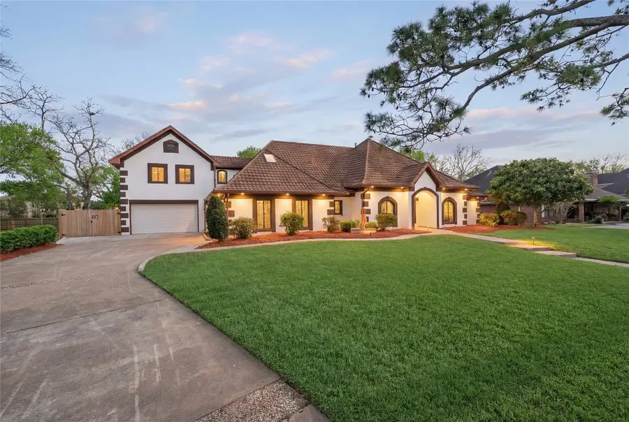 1205 Tall Pines Drive, Friendswood, TX 77546 - #2