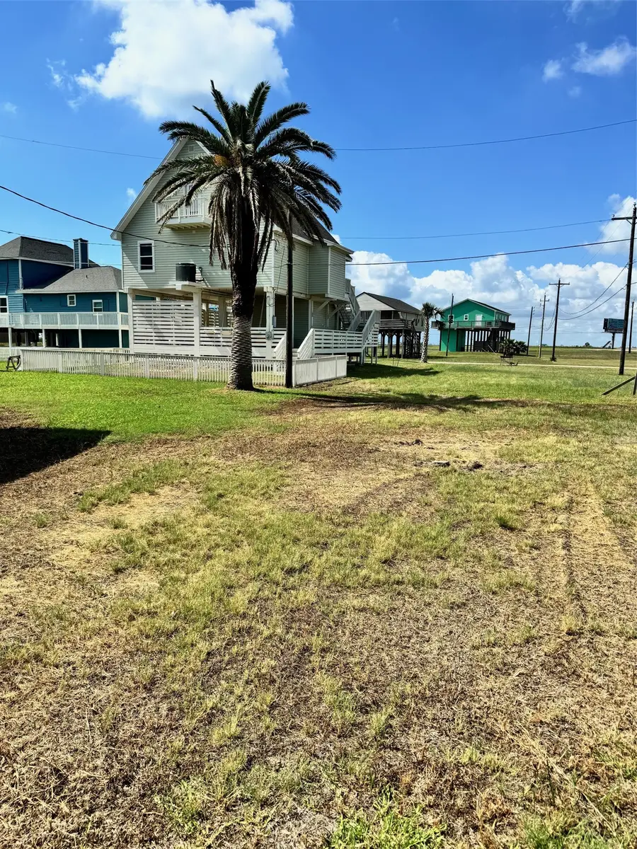 13127 Buccaneer Parkway, Freeport, TX 77541 - #3
