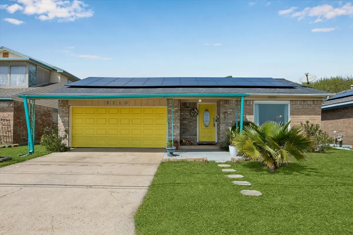 5710 Avenue T 1/2, Galveston, TX 77551 - #1