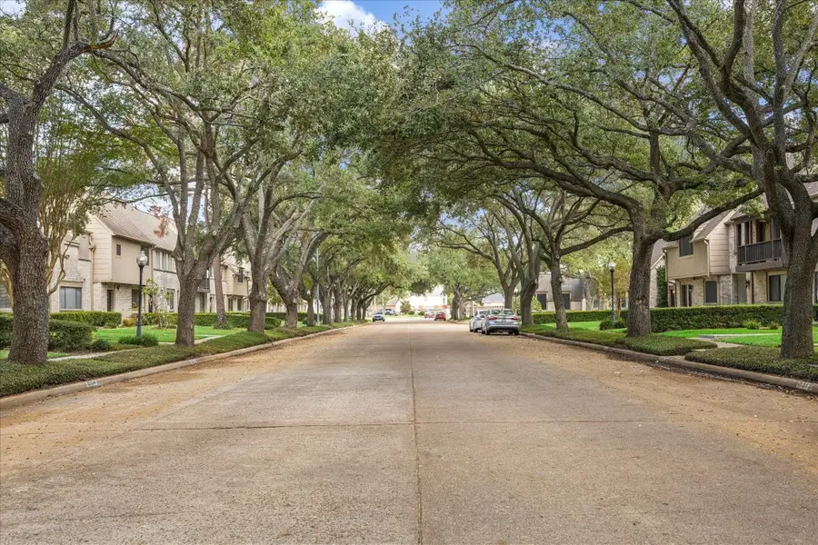 6667 Kentwick Drive #2-19, Houston, TX 77084 - Image #3