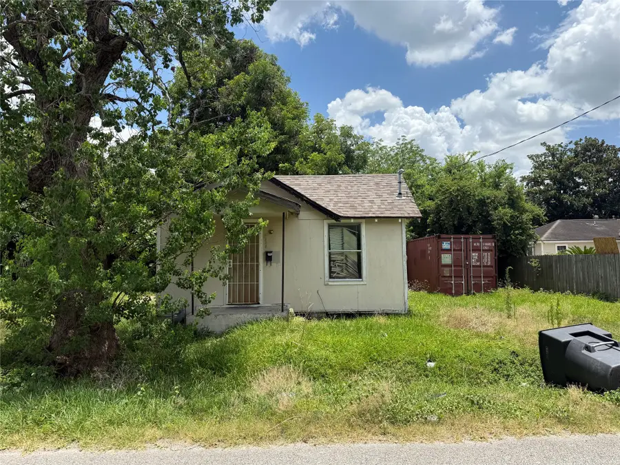 6302 Torreon Street, Houston, TX 77026 - #2